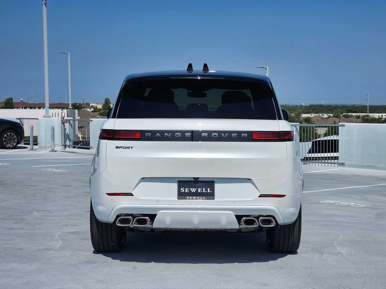 2025 Land Rover Range Rover Sport SE photo 6