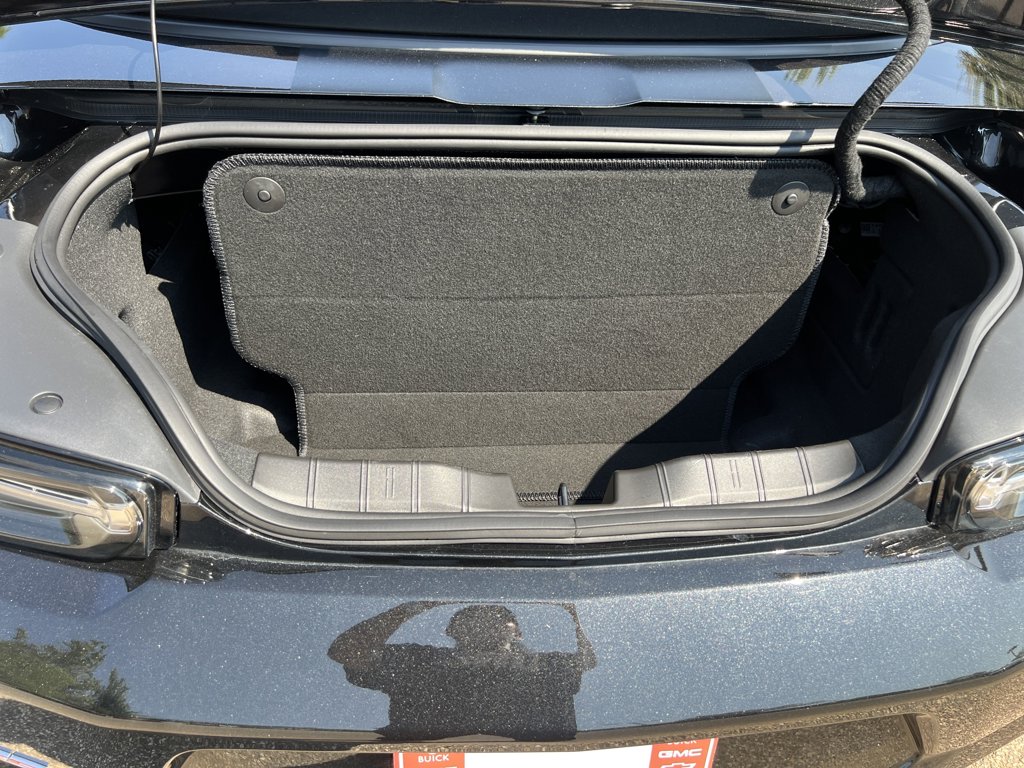 2024 Chevrolet Camaro 1LT photo 12