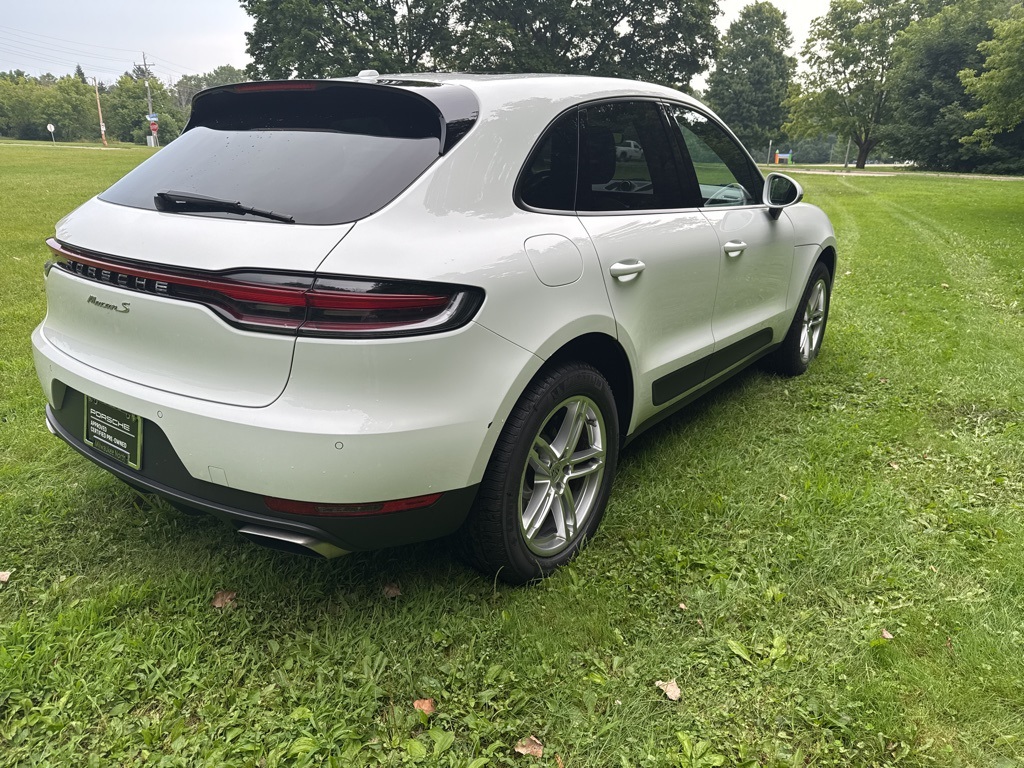 2019 Porsche Macan Base photo 7