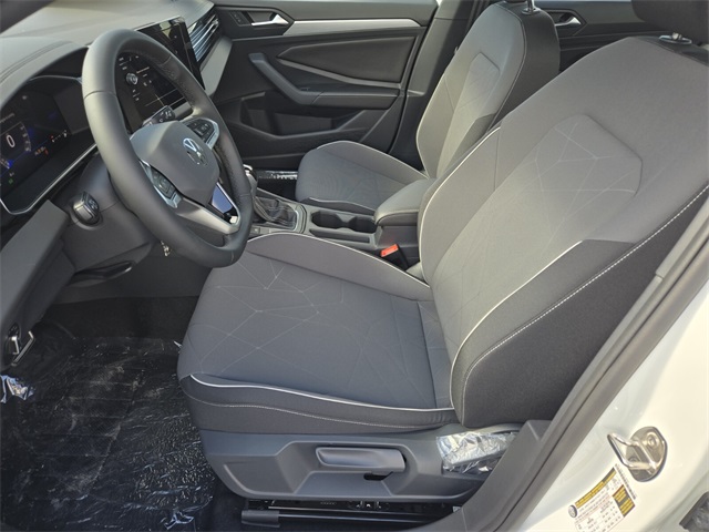 2025 Volkswagen Jetta 1.5T Sport photo 5