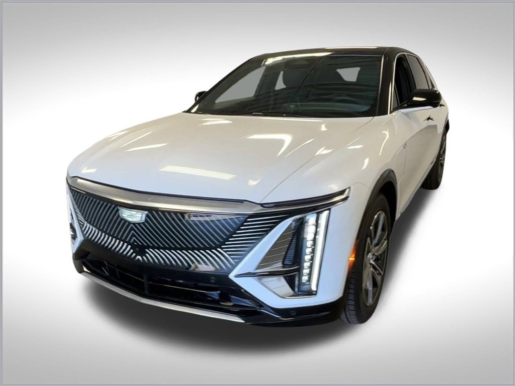 2025 Cadillac Lyriq Luxury photo 3
