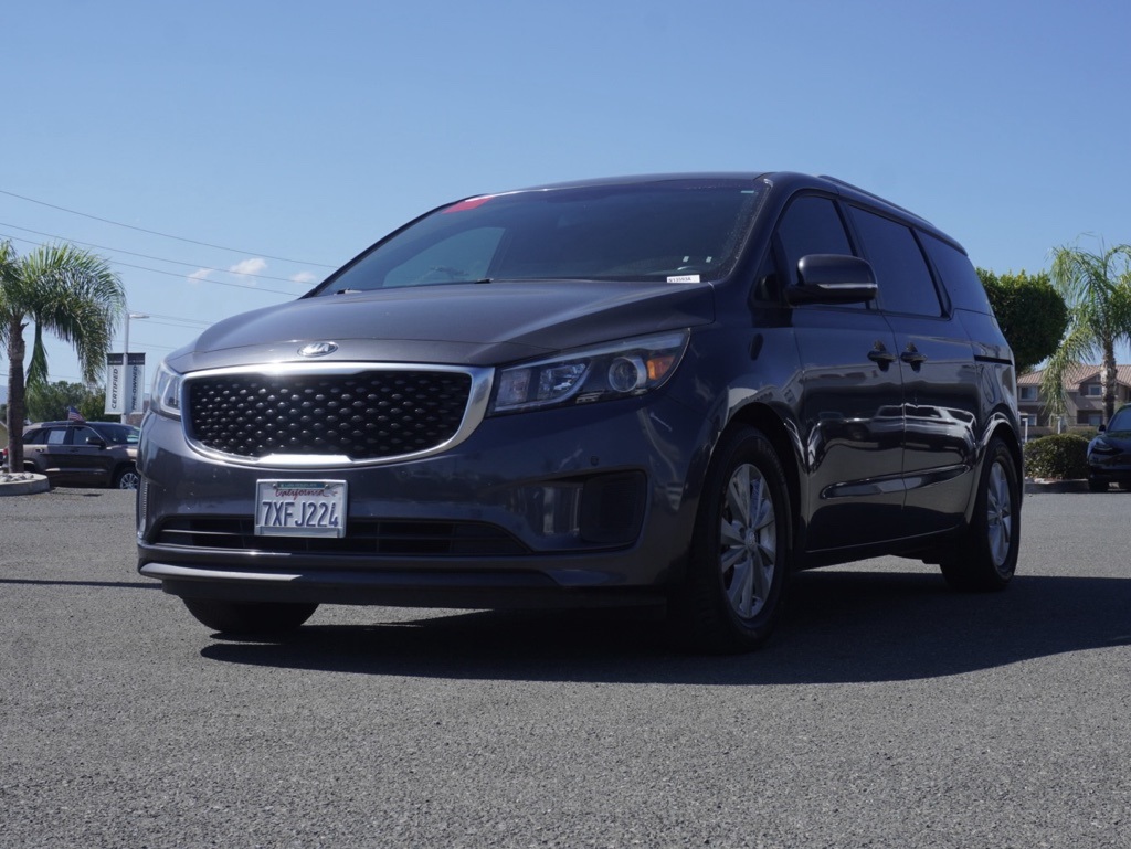 2017 Kia Sedona LX photo 7