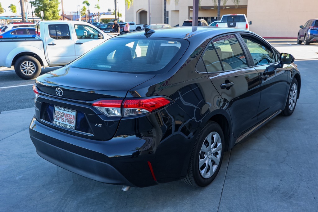 2024 Toyota Corolla LE photo 3