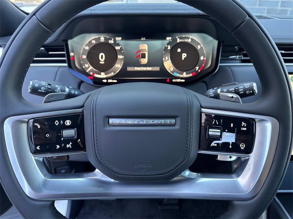 2025 Land Rover Range Rover SE photo 25