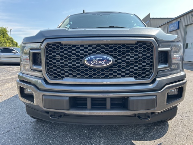 2018 Ford F-150 Lariat photo 2