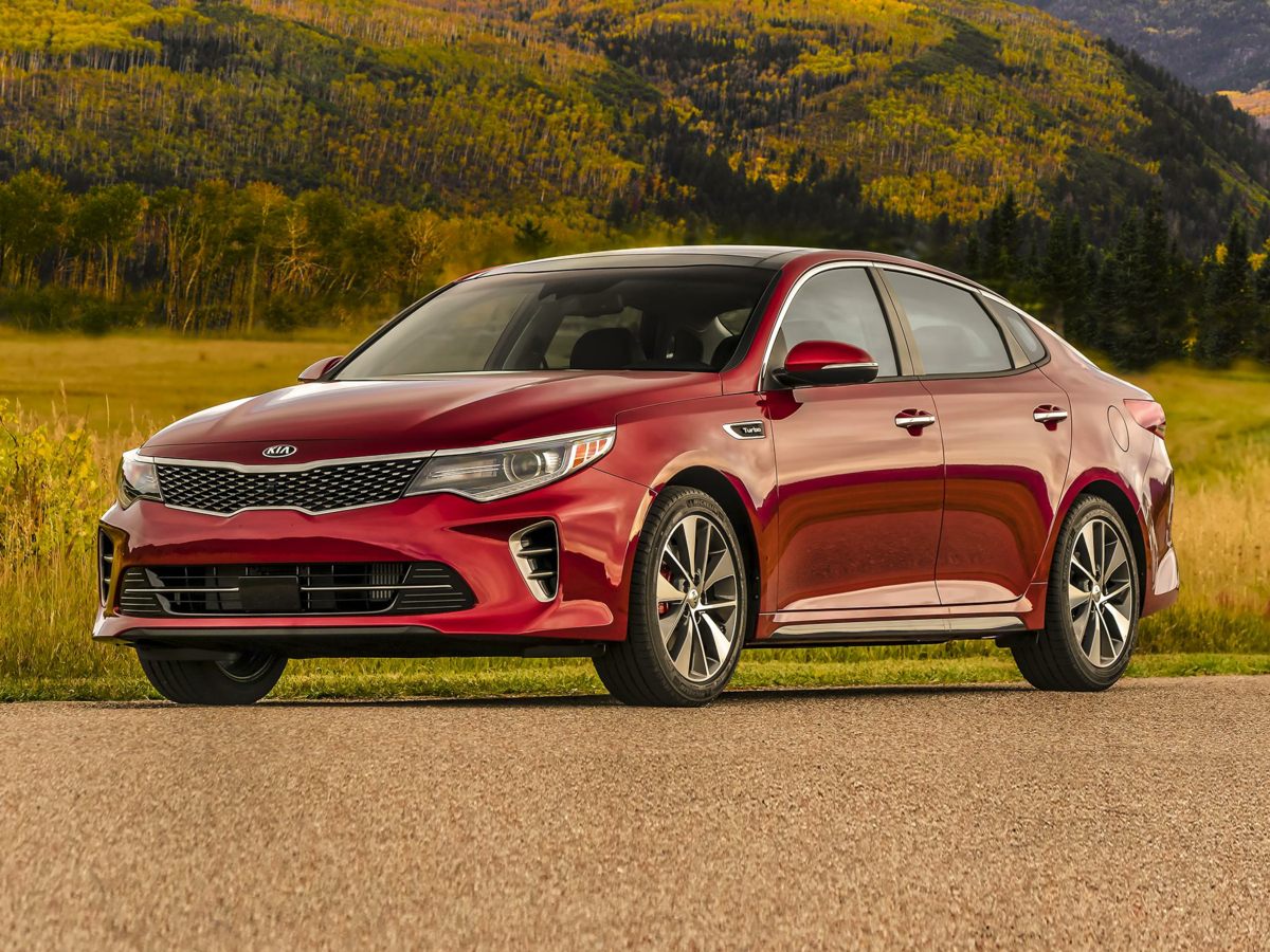 2017 Kia Optima LX's photo