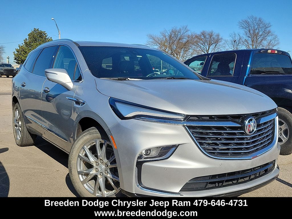 2022 Buick Enclave Premium's photo