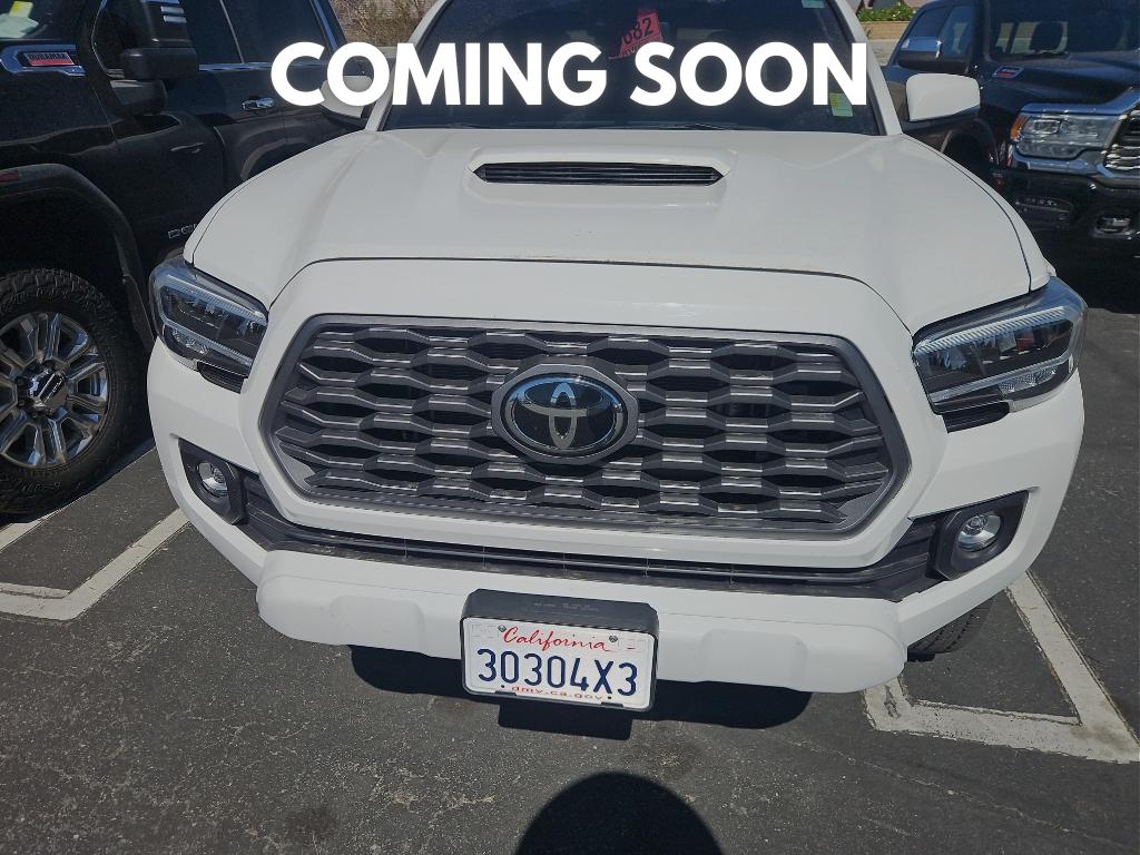 2023 Toyota Tacoma TRD Sport photo 2