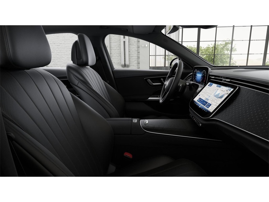 2026 Mercedes Benz E 450 4MATIC Sedan photo 4
