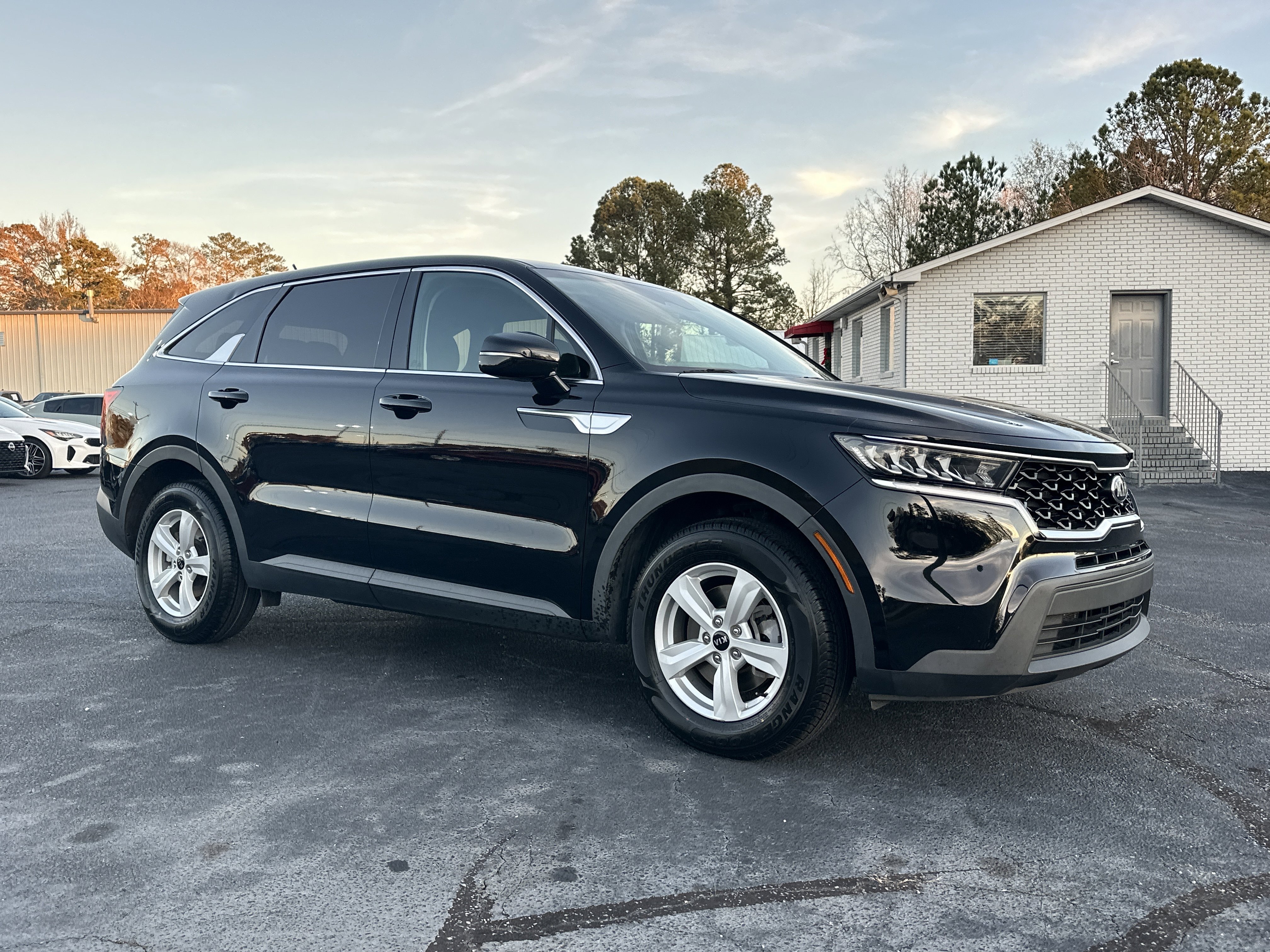 Used 2021 Kia Sorento LX with VIN 5XYRG4LC4MG050416 for sale in Greenwood, SC