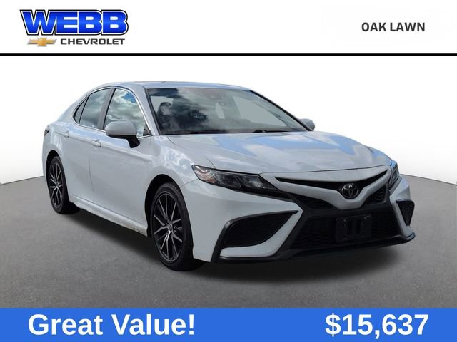 2021 Toyota Camry SE Nightshade's photo