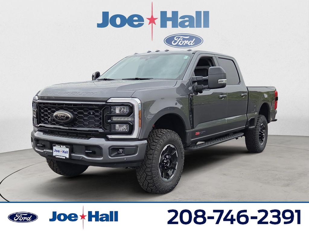 2025 Ford F-350 Super Duty Lariat's photo