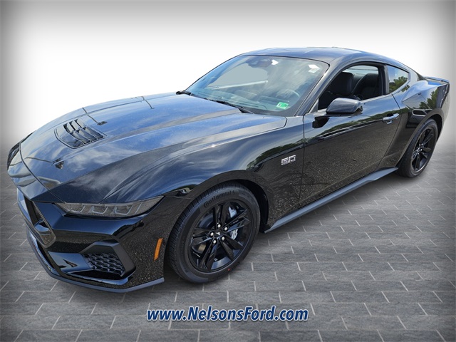 2025 Ford Mustang GT photo 3