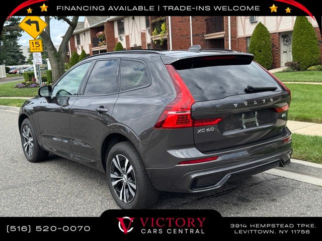 2024 Volvo XC60 B5 Core photo 4