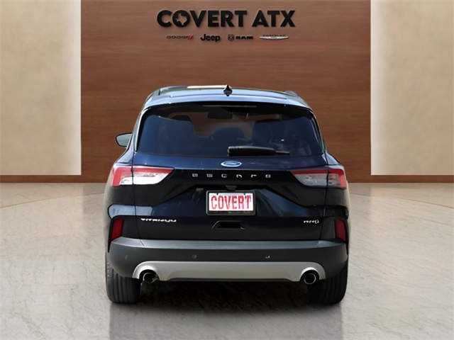 2021 Ford Escape Titanium photo 4