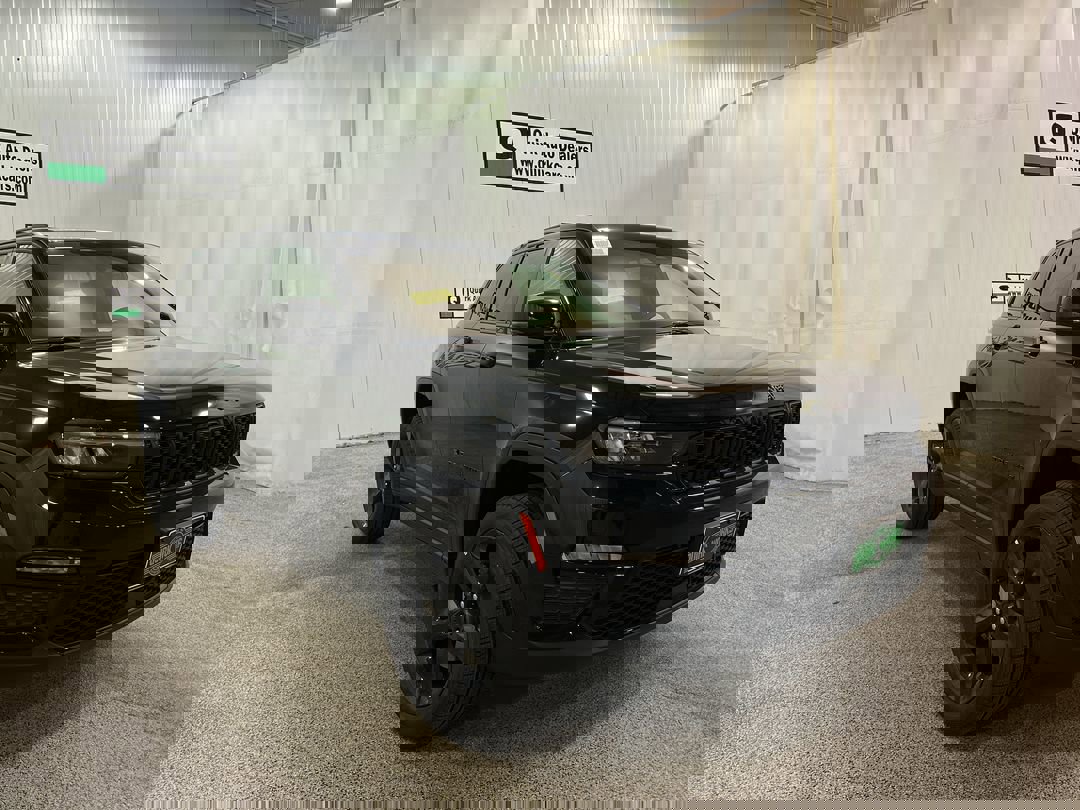 2025 Jeep Grand Cherokee Limited's photo