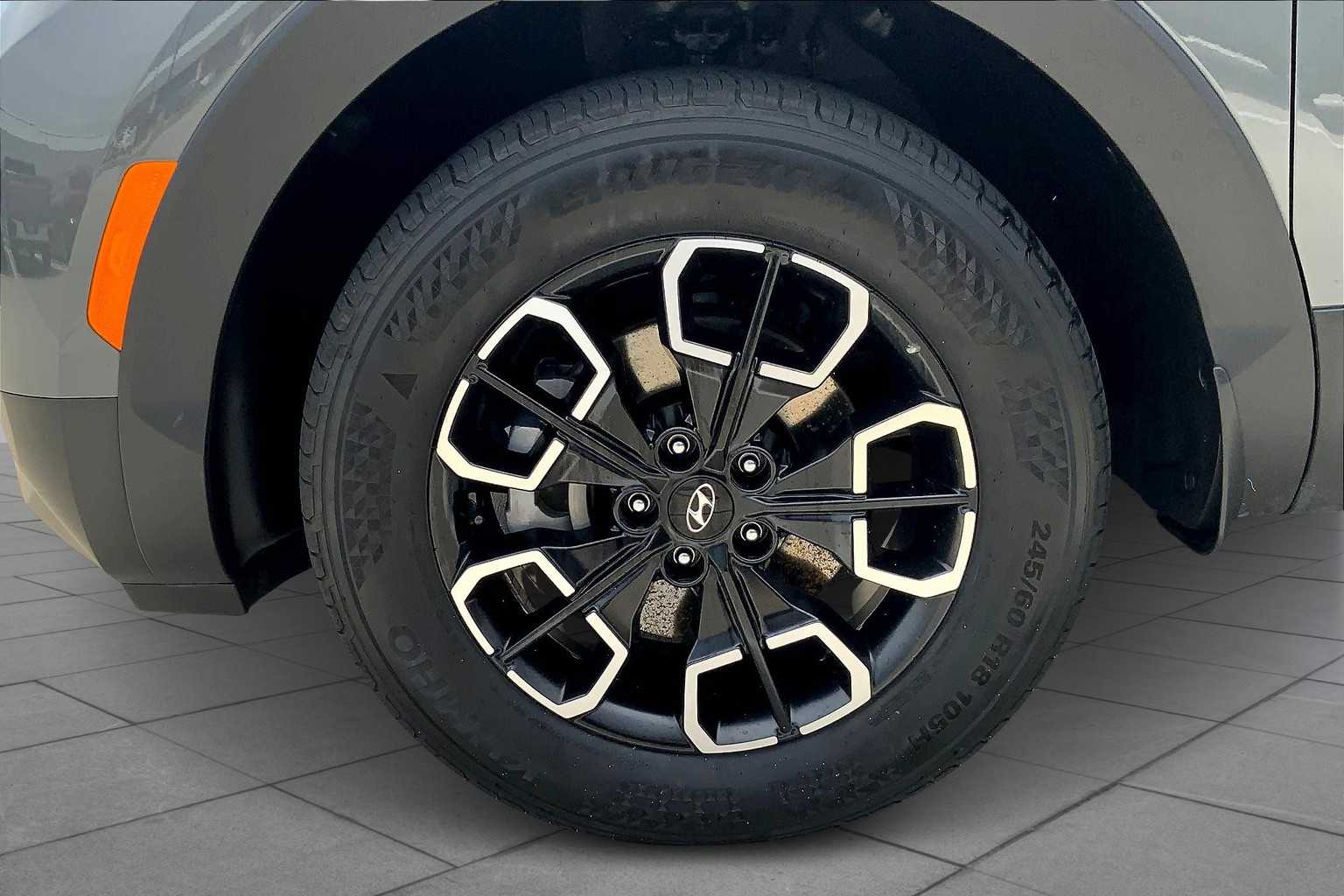 2022 Hyundai Santa Cruz SEL Premium photo 10