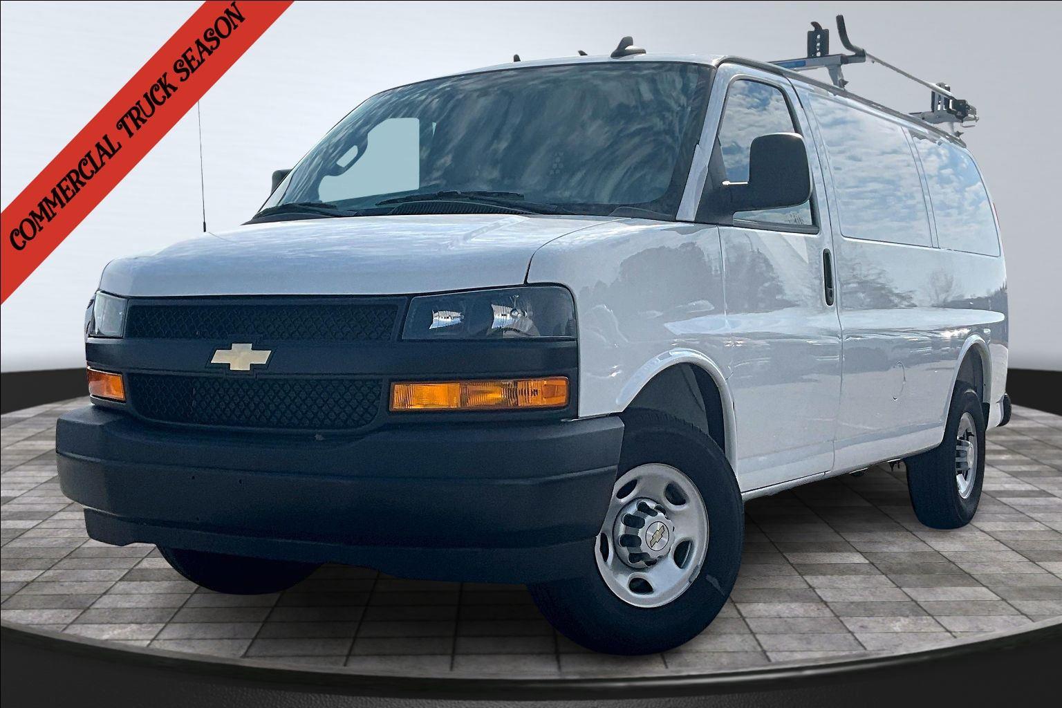 2025 Chevrolet Express Cargo Work Van's photo