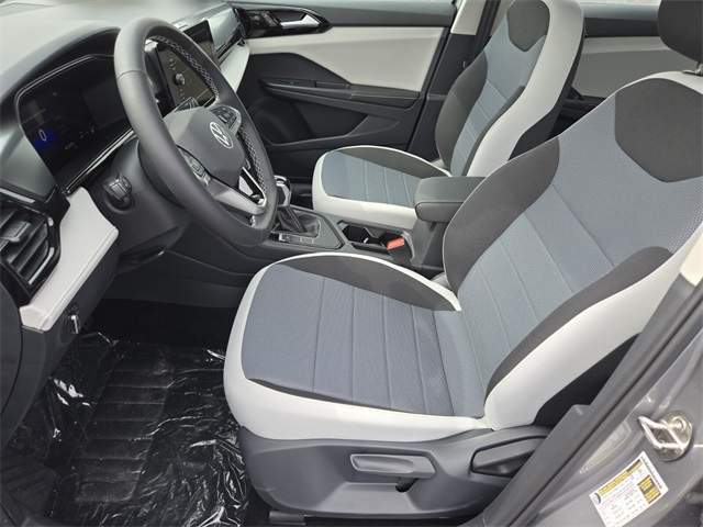 2025 Volkswagen Taos S photo 2