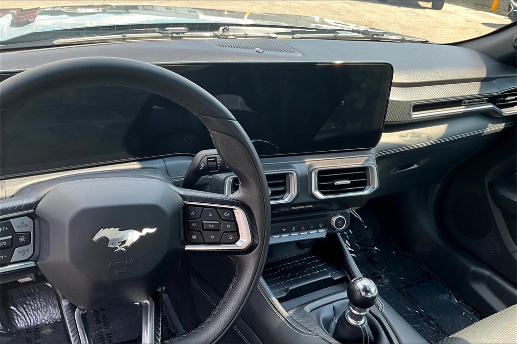 2024 Ford Mustang GT Premium photo 9