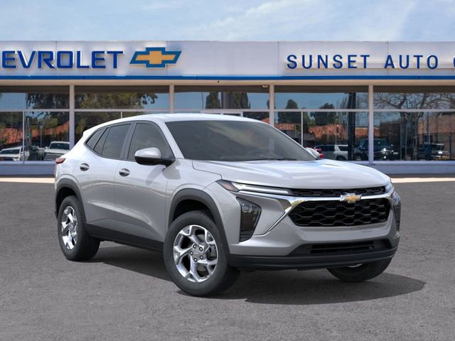 2026 Chevrolet Trax LS photo 3