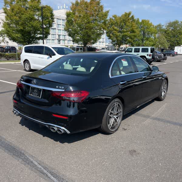 2022 Mercedes Benz E AMG 53 4MATIC photo 2