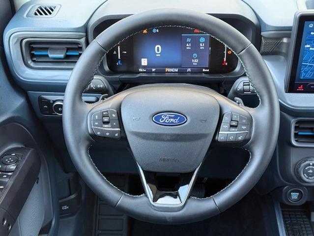 2025 Ford Maverick photo 25