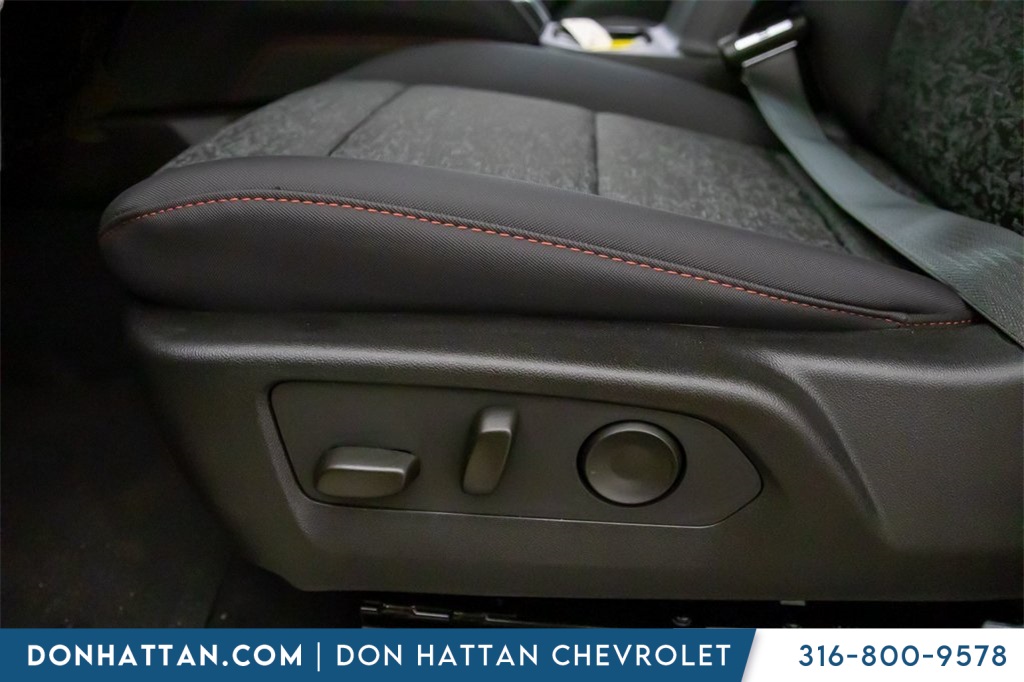2025 Chevrolet Colorado Z71 photo 11