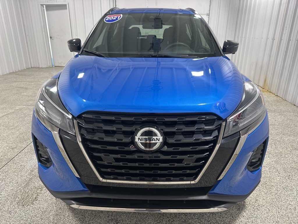 2021 Nissan Kicks SR photo 4