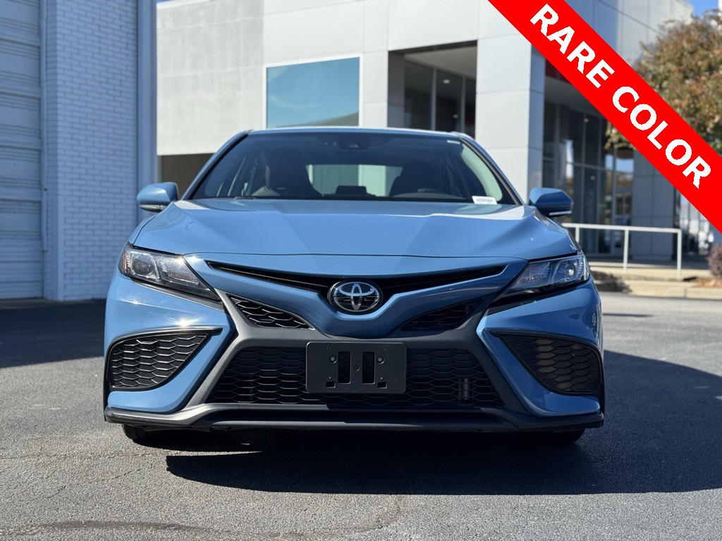 2023 Toyota Camry SE photo 3