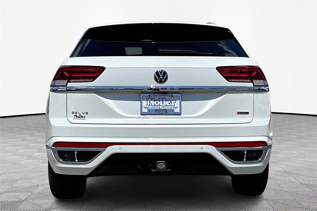 Image 4 of Pre-Owned 2022 Volkswagen Atlas Cross Sport 3.6L V6 SEL Premium R-Line