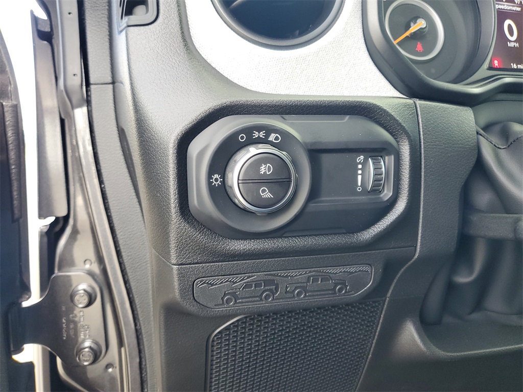 2025 Jeep Gladiator Sport photo 10