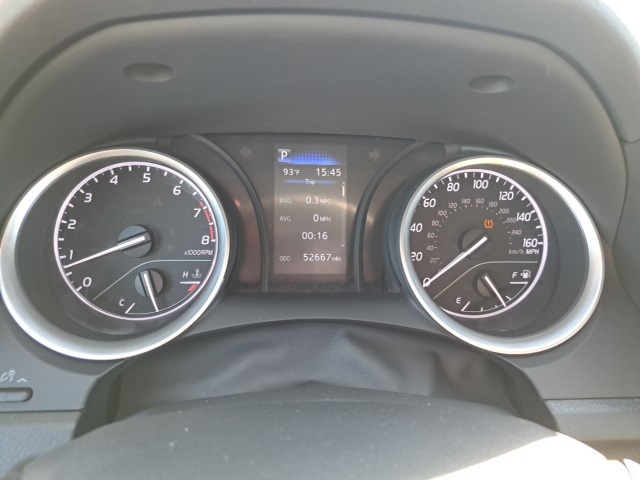 2023 Toyota Camry LE photo 16
