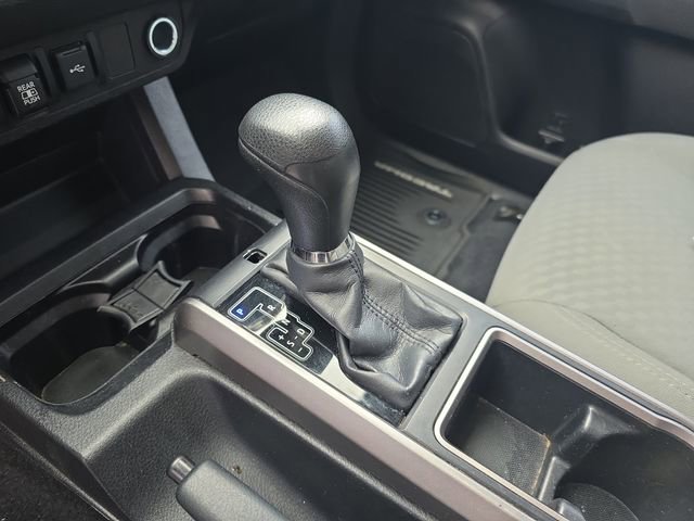 2021 Toyota Tacoma SR5 photo 21