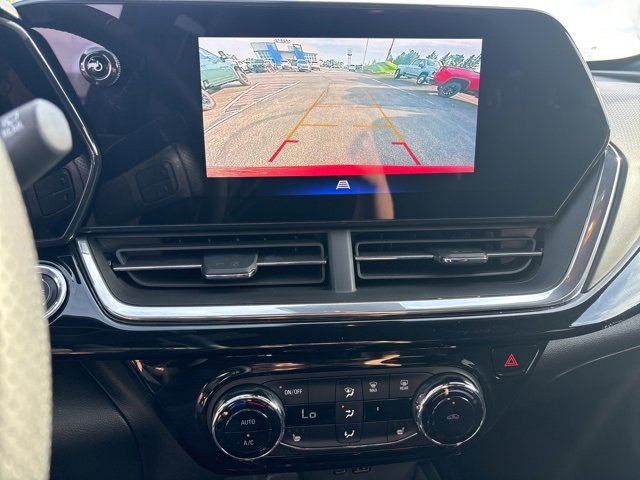 2024 Chevrolet Trax photo 11