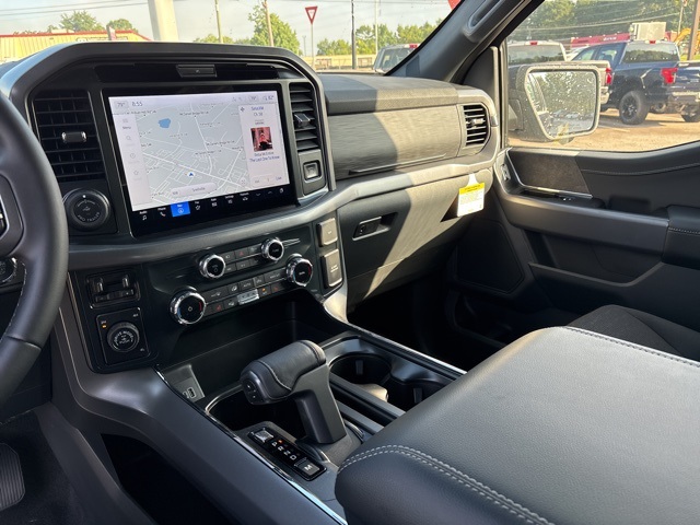 2025 Ford F-150 XLT photo 20
