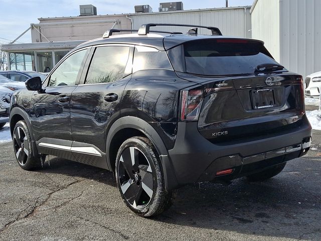 2025 Nissan Kicks SR photo 4