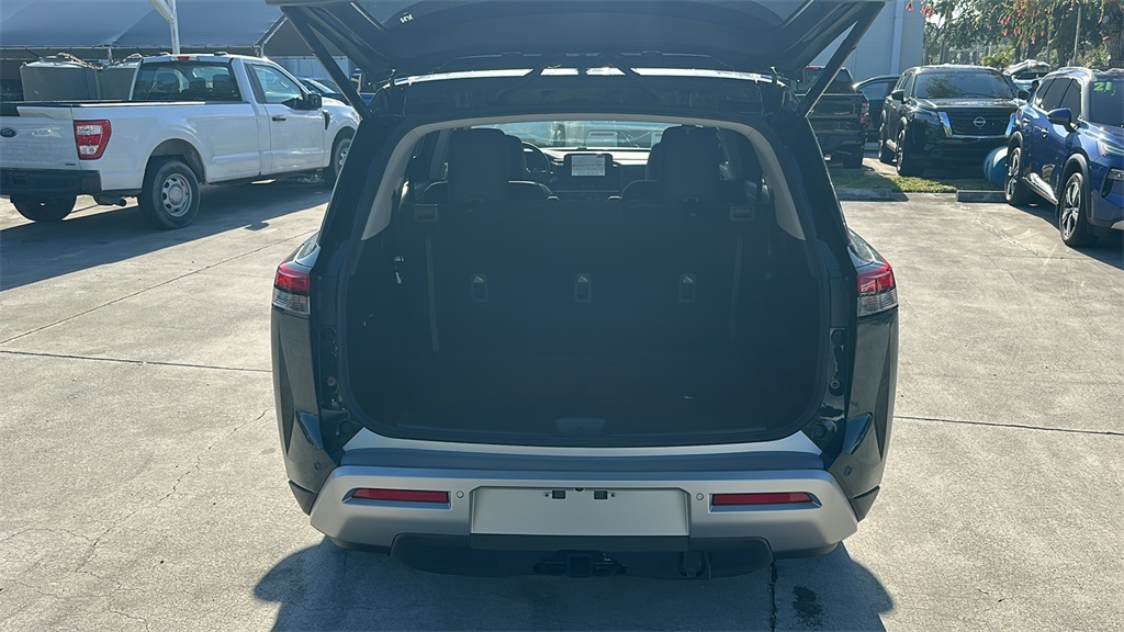 2025 Nissan Pathfinder SL photo 30