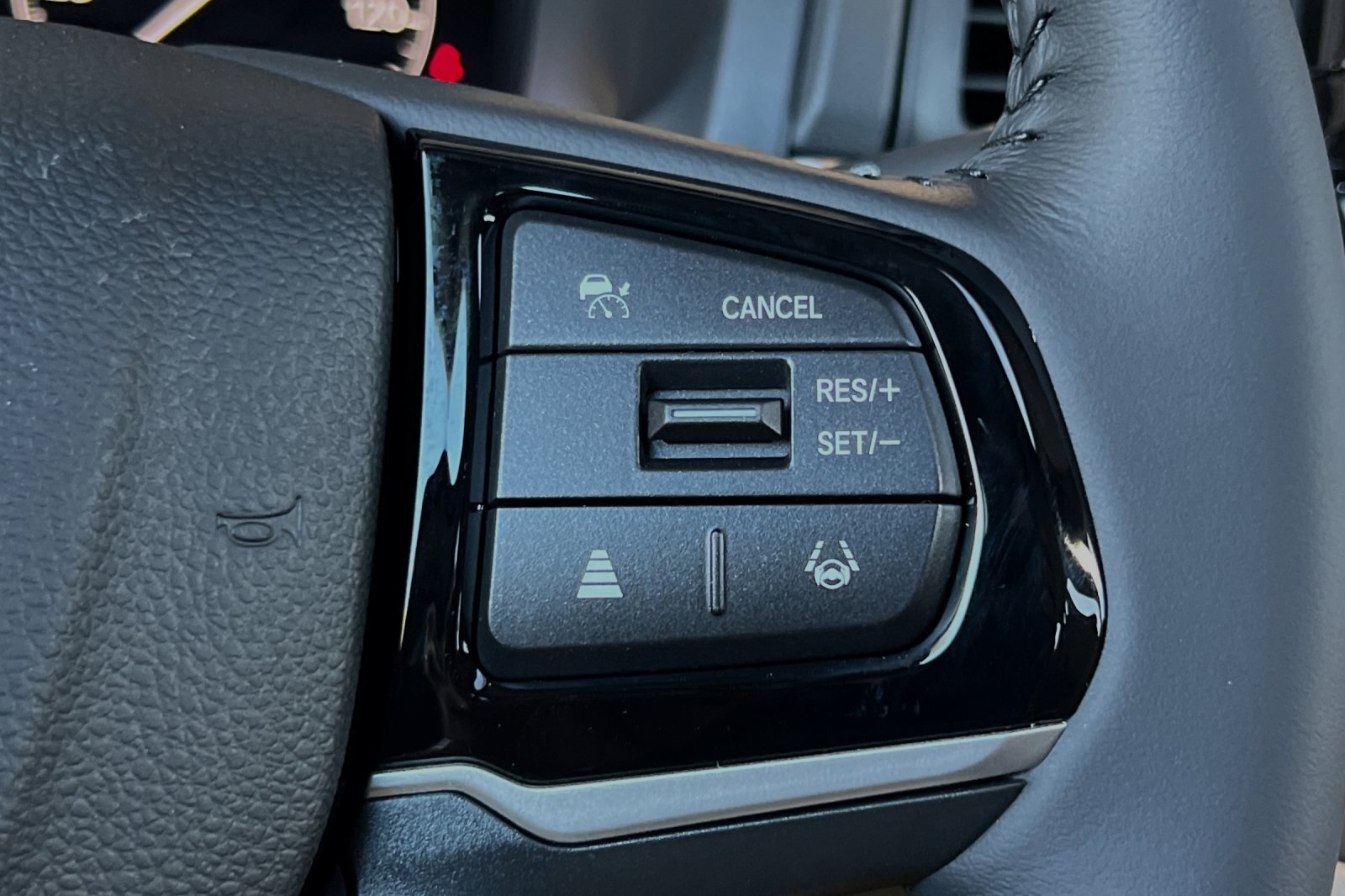 2025 Honda Odyssey EX-L photo 25