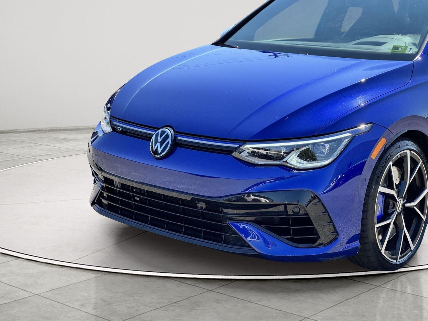 2022 Volkswagen Golf R photo 3