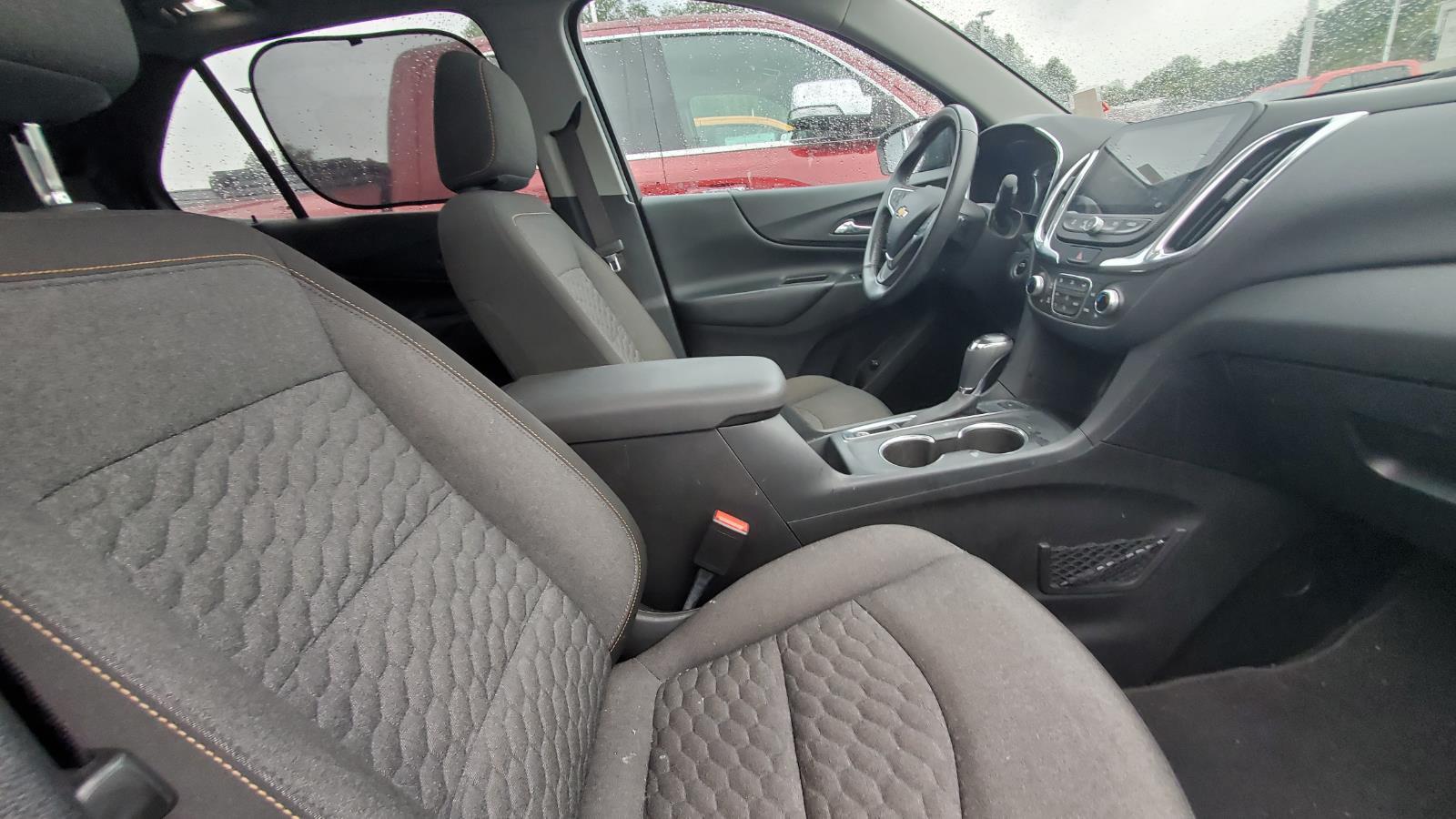 2018 Chevrolet Equinox LT photo 4