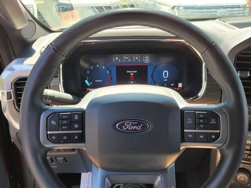 2024 Ford F-150 Lariat photo 24