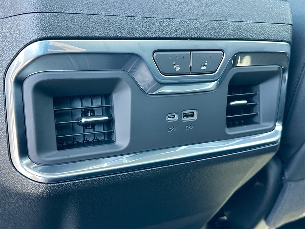2025 Chevrolet Silverado 1500 LTZ photo 17
