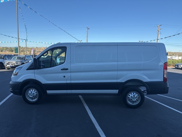 2026 Ford Transit photo 3