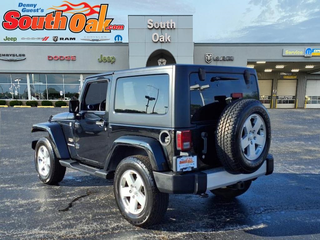 2012 Jeep Wrangler Sahara photo 4