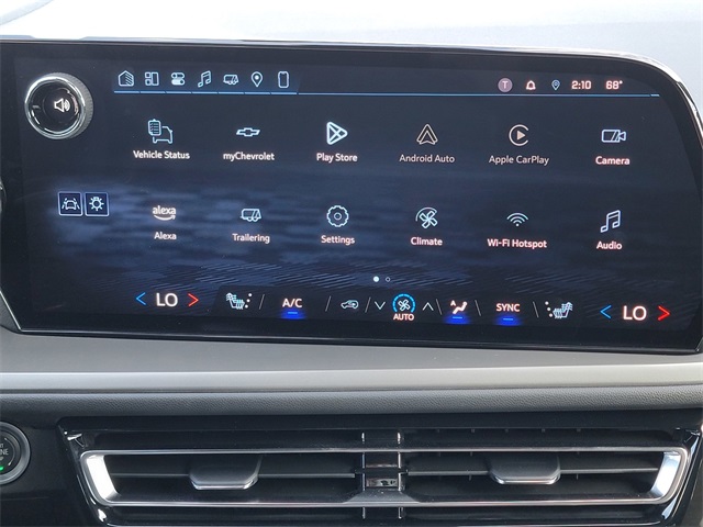 2025 Chevrolet Traverse photo 21