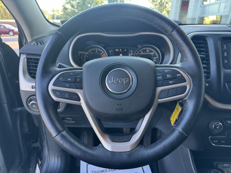 2017 Jeep Cherokee Latitude photo 10