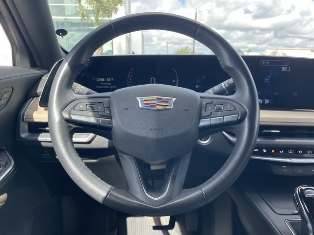 2024 Cadillac XT4 Luxury photo 7