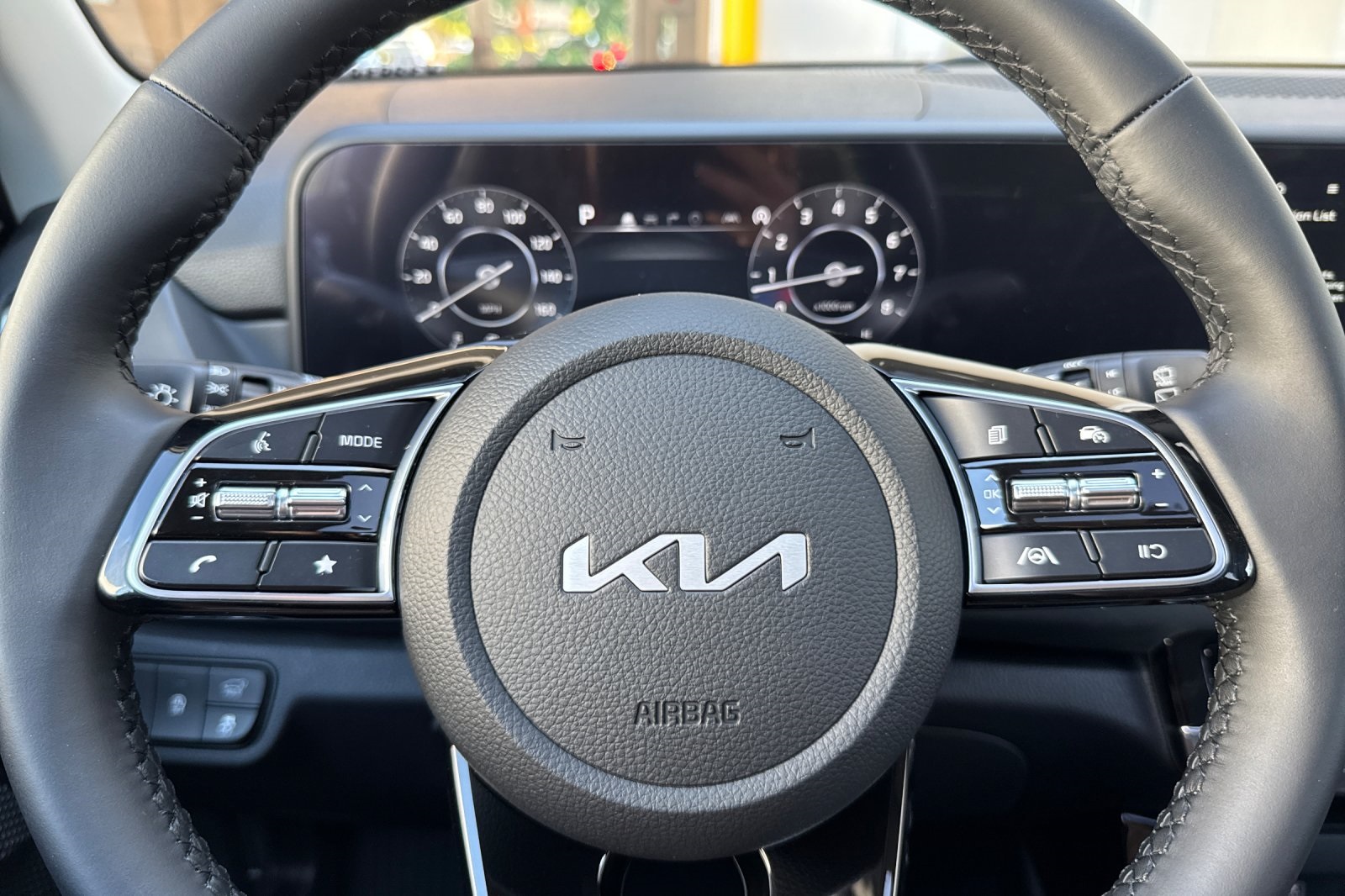 2026 Kia Seltos EX photo 17