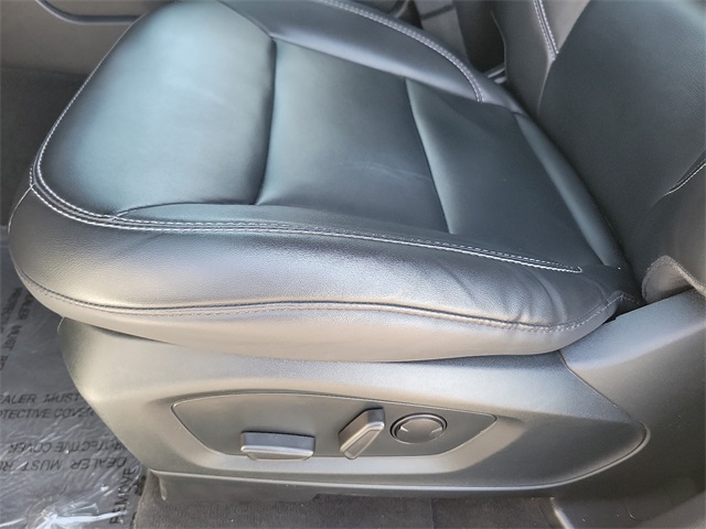2022 Ford Explorer XLT photo 19